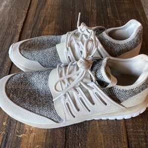 Adidas Tubular Radial clear/light brown and core black